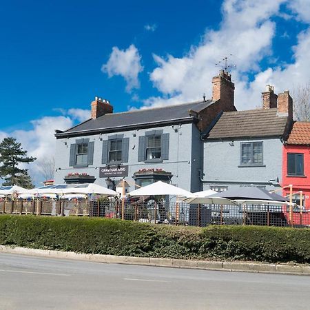 Hotel Grantham Arms Boroughbridge Esterno foto
