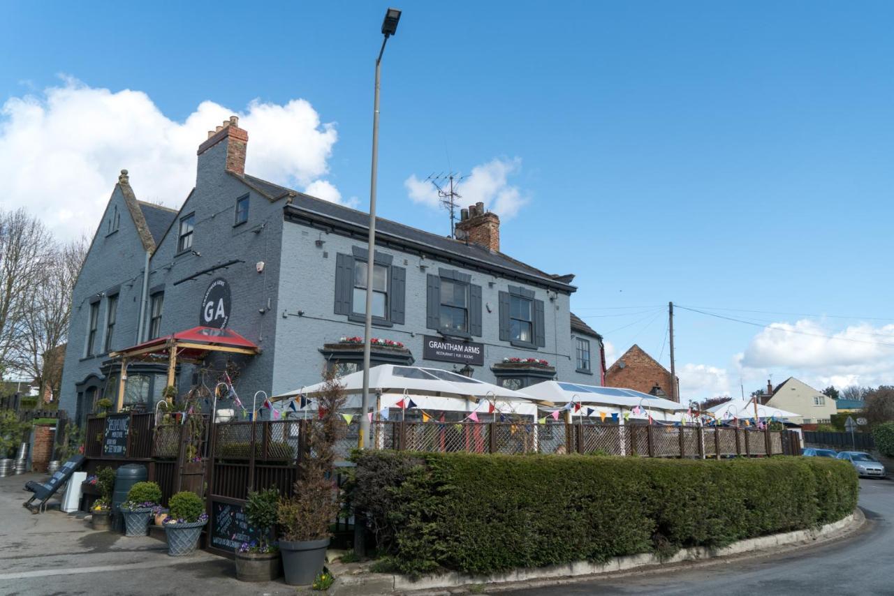 Hotel Grantham Arms Boroughbridge Esterno foto